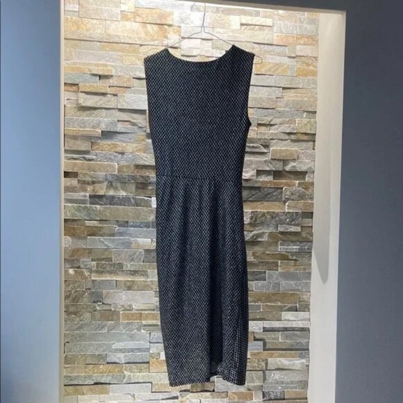 T Tahari Women's Sheath Dress - Picture 15 of 16